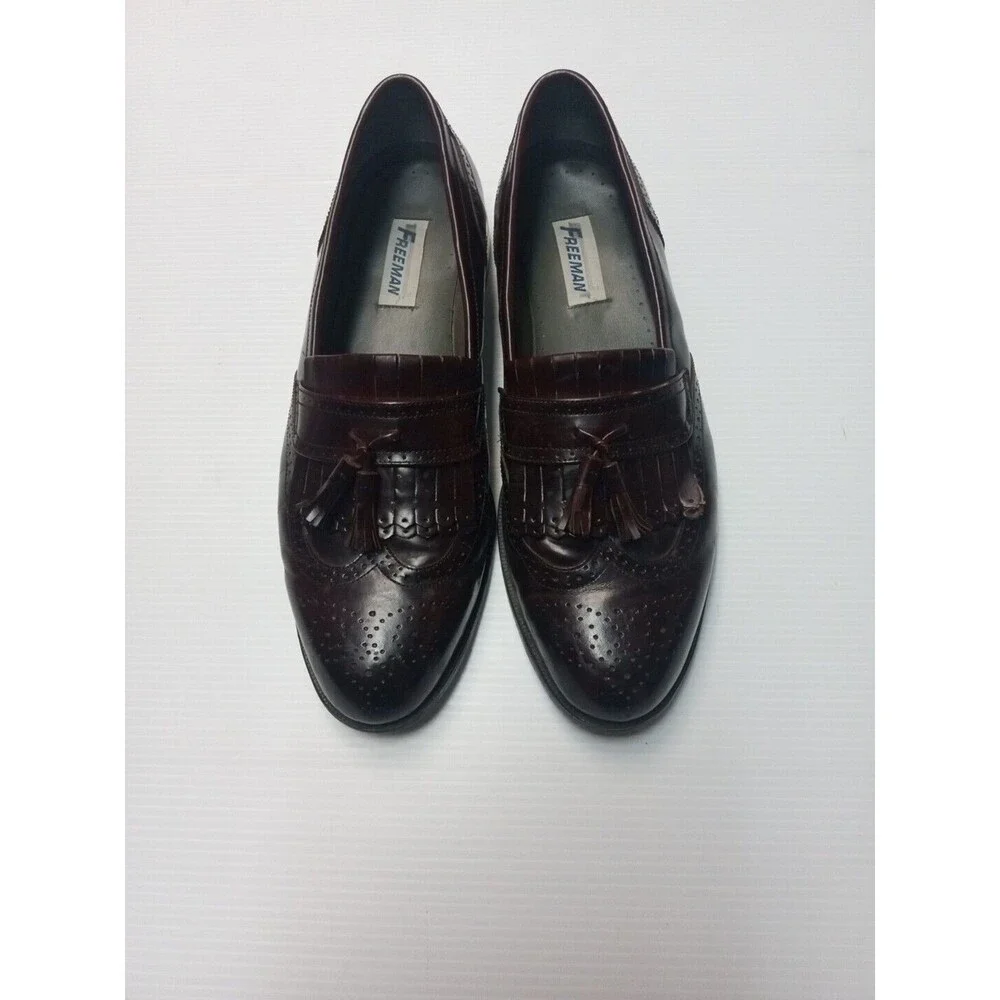 Freeman Men's size 13 shoes